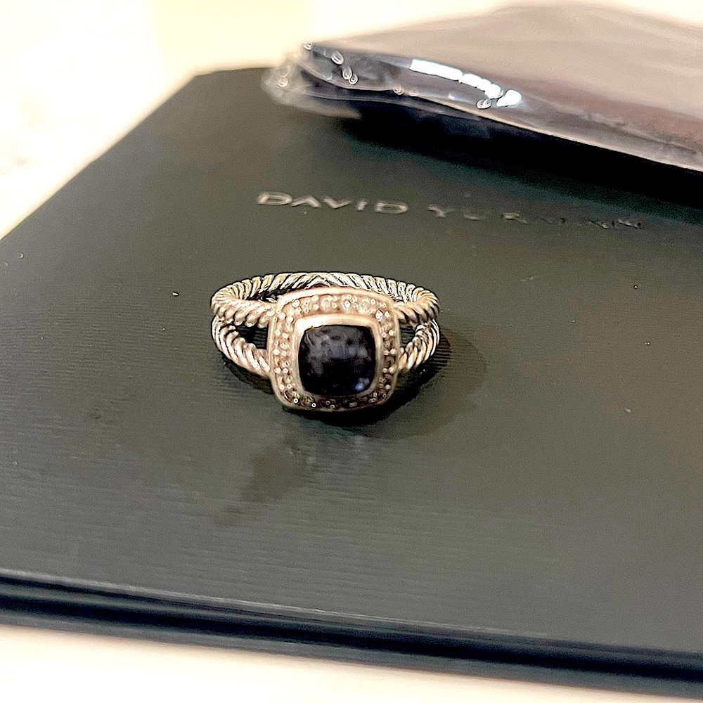 David Yurman - Petite Albion® Ring - Picture 2 of 4